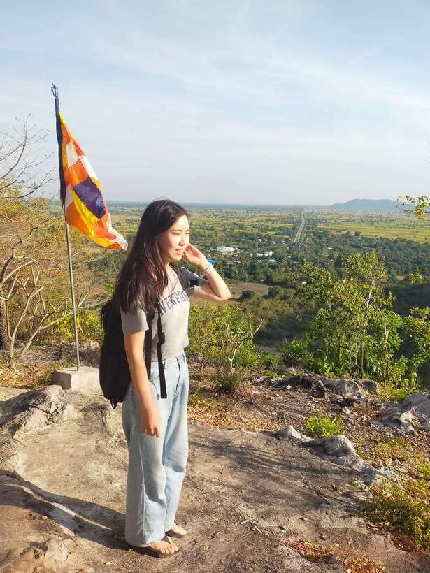 A Day TukTuk Bambootrain, Banan, Killing & Bat Caves, Sunset - A serious stop at Phnom Sampov’s Killing Cave