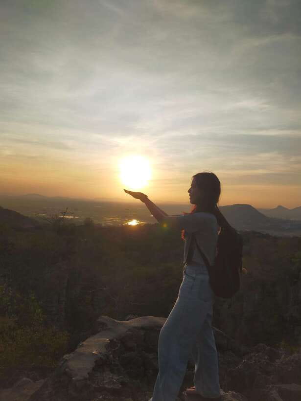A Day TukTuk Bambootrain, Banan, Killing & Bat Caves, Sunset - Rat barbecue, fruit, and the food side of the day