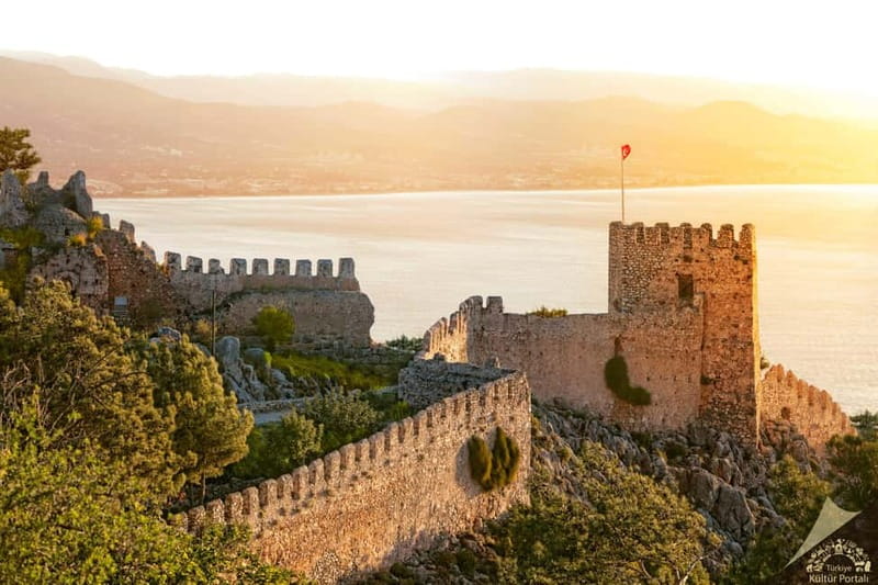 Alanya: Full-Day City Tour with Sunset Views, Beach, & Caves - Timing, comfort, and the guide
