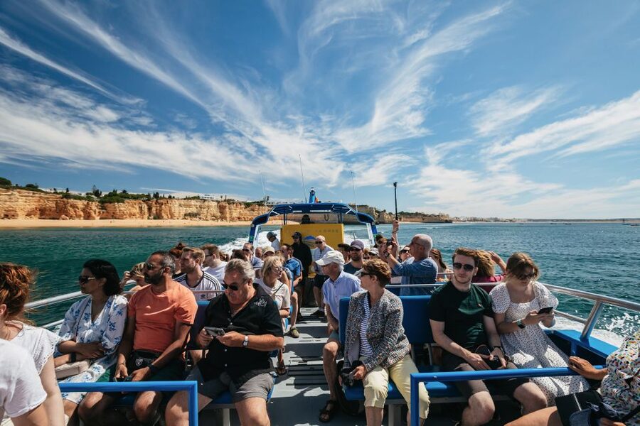 Albufeira: 2.5-Hour Benagil Caves & Dolphin Watching - Comfort, seating, and practical limits