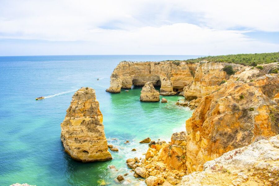 Albufeira: Benagil Caves & Dolphin Watching Speed Boat Tour - How rough water changes the experience