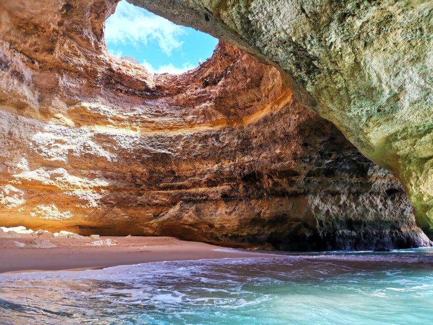 Albufeira: Coastline and Benagil Caves Tour by Catamaran - Leaving from Albufeira Marina