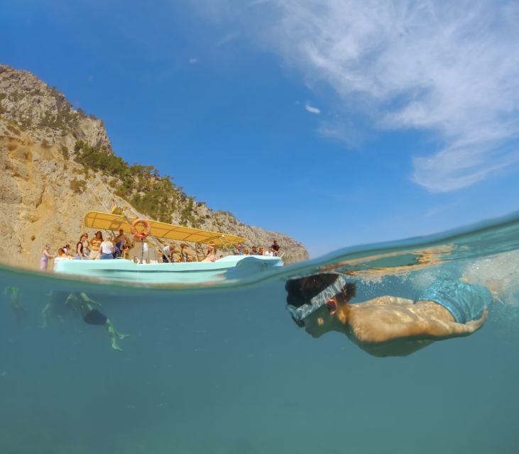 Alcudia: Pirate Cave, Parc Natural & Snorkel - Snorkeling at Punta del Caló