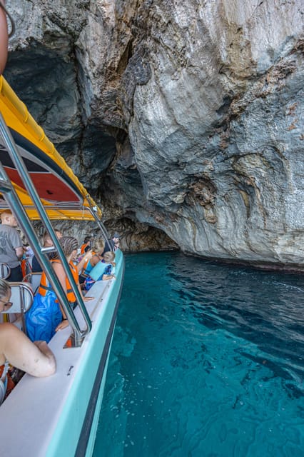 Alcudia: Pirate Cave, Parc Natural & Snorkel - Getting to Alcudia Bay from your hotel