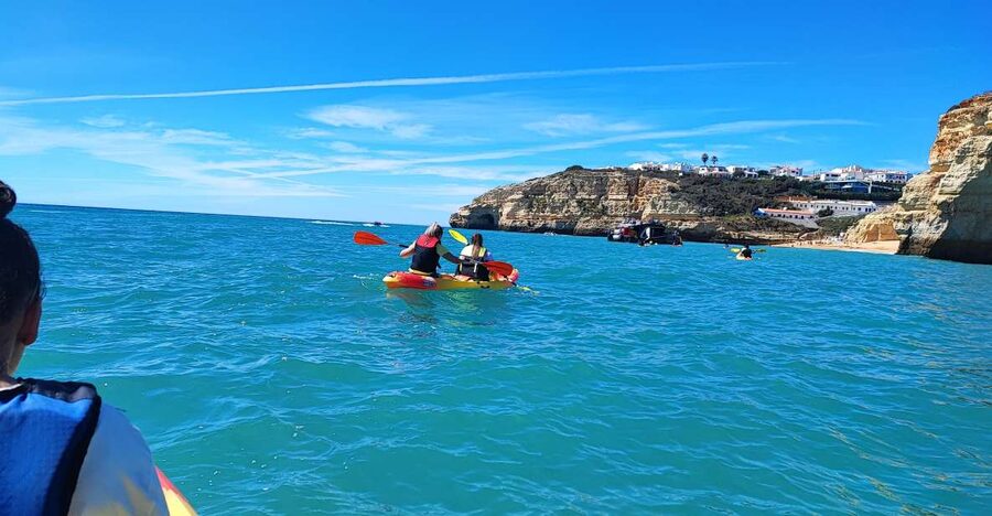 Algarve: 2-Hour Benagil Kayak Rental - Meeting at Benagil Beach