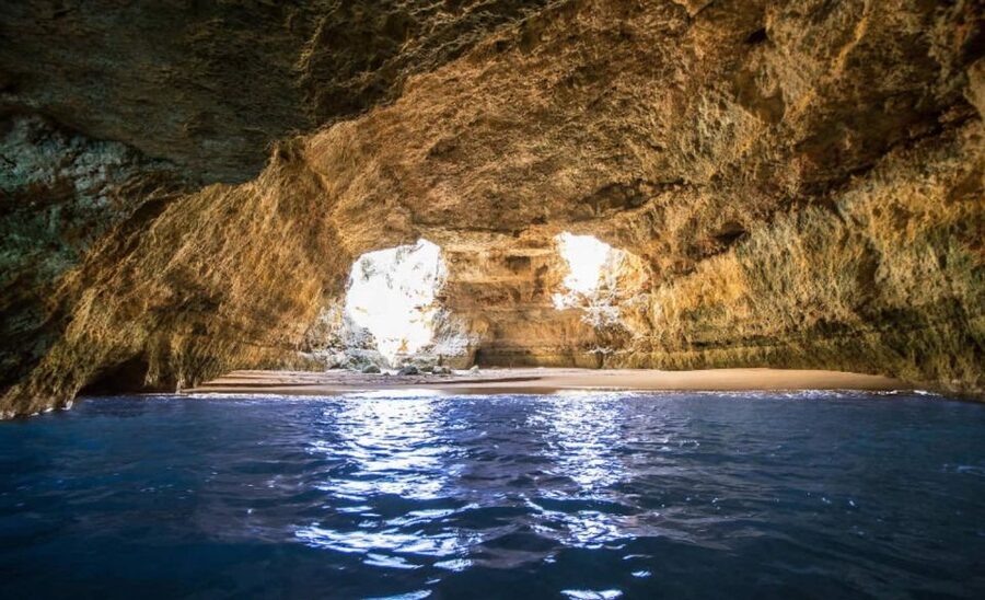 Algarve: Benagil Caves Open Speedboat Tour - Looking for dolphins without false promises