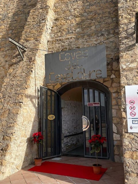 Alicante: Canelobre Caves & Busot Tour including transfer - Busot brings the trip back to local life