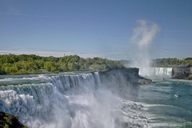 All Inclusive Niagara Falls USA Tour W/Boat Ride,Cave & Much MORE - A half-day plan built around Niagara’s biggest sights