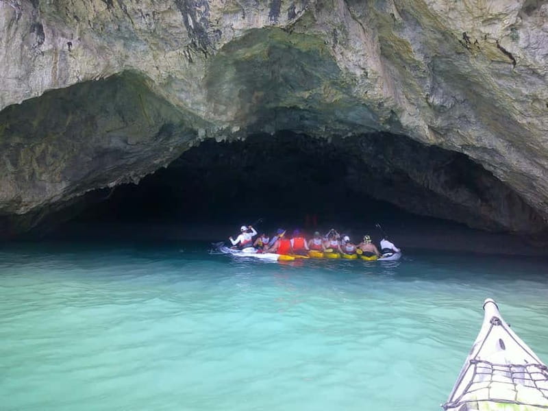 Amalfi Coast: Kayak, Snorkeling, Pandora Cave & Hidden Beach - Acquachiara beach and the first real pause