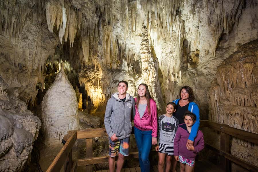 Aranui Cave 1-Hour Guided Tour - Small groups make a real difference