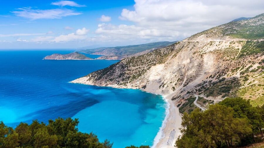 Argostoli: Melissani & Drogarati Cave Tour with Wine Tasting - Myrtos Beach viewpoint: a fast, worthwhile photo stop