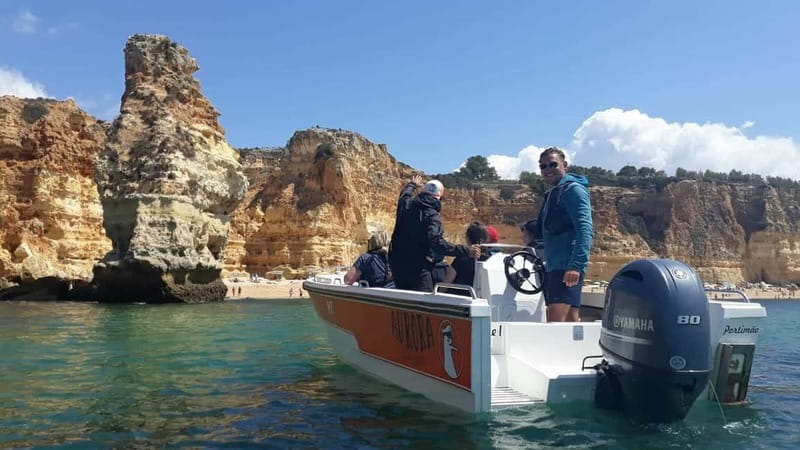 Armação de Pêra: Benagil and 10 Best Caves Guided Boat Tour - Albandeira Arch and Praia da Marinha