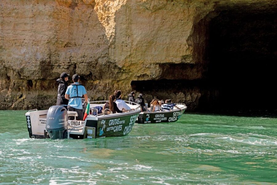 Armação de Pêra: Benagil Caves and Secret Beaches Boat Trip - Arriving at Benagil Cave