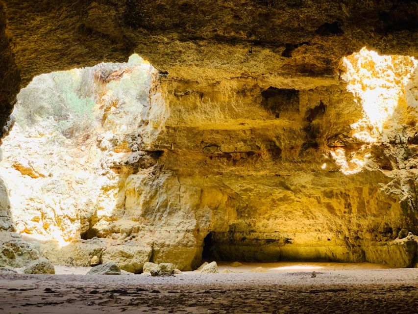 Armação de Pêra: Guided Boat Tour of Benagil's 15 Best Caves - Benagil Cave, the star of the outing