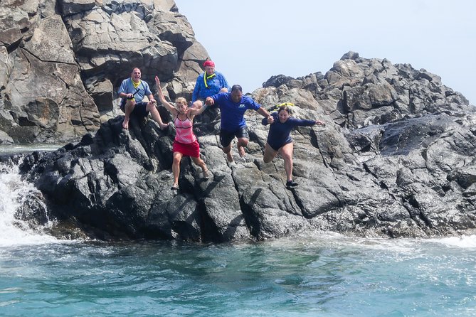 Aruba Jeep Tour: Natural Pool, Caves and Baby Beach Adventure - Arikok National Park: Aruba without the polished edges