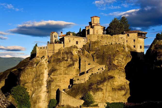 Athens: Meteora Monasteries, Hermit Caves Tour with Pickup - Great Meteoron, the oldest and largest monastery