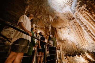 Augusta: Jewel Cave Fully-Guided Tour