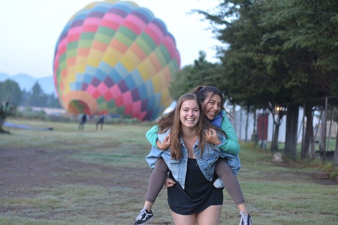 Balloon Flight + Breakfast in a cave + Pick up CDMX + Pyramids - A 4 a.m. start from Mexico City