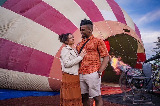 Balloon Flight with Breakfast in a Natural Cave and Transportation from CDMX - Seeing Teotihuacán from the basket