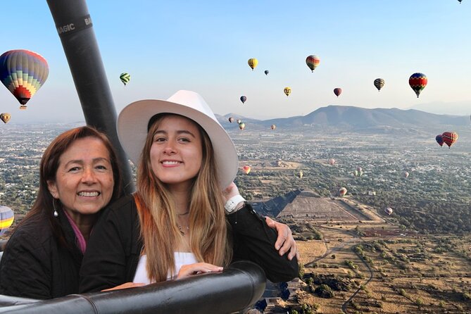 Balloon flight with breakfast in Cave and Pyramids tour from CDMX - The long preflight wait is part of the bargain