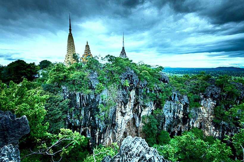 Battambang: Bamboo Train, Bat Cave, Killing Cave by Tuk Tuk - A local food stop and the Muslim community