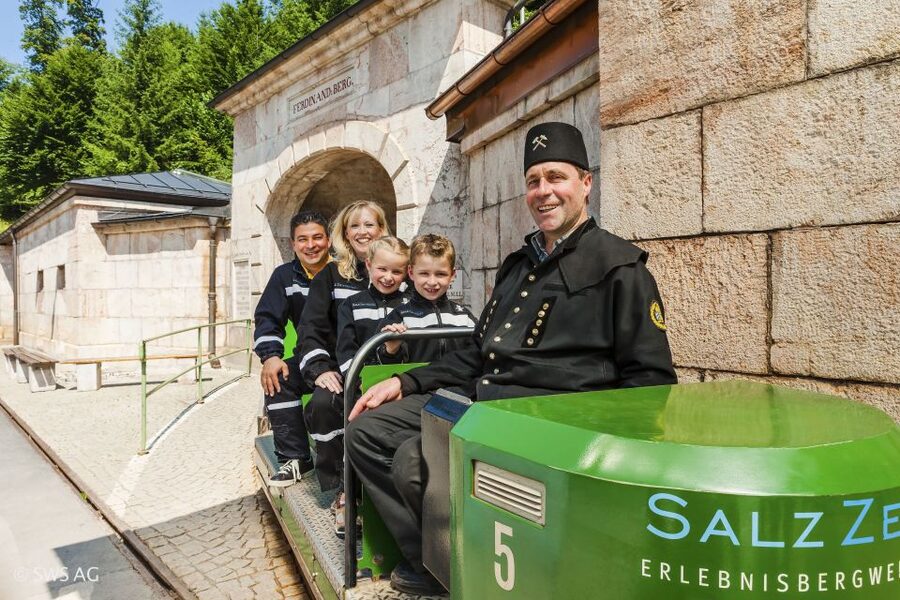 Bavarian Salt Mine Tour and Berchtesgaden - Berchtesgaden, apple pie, and a short town stop