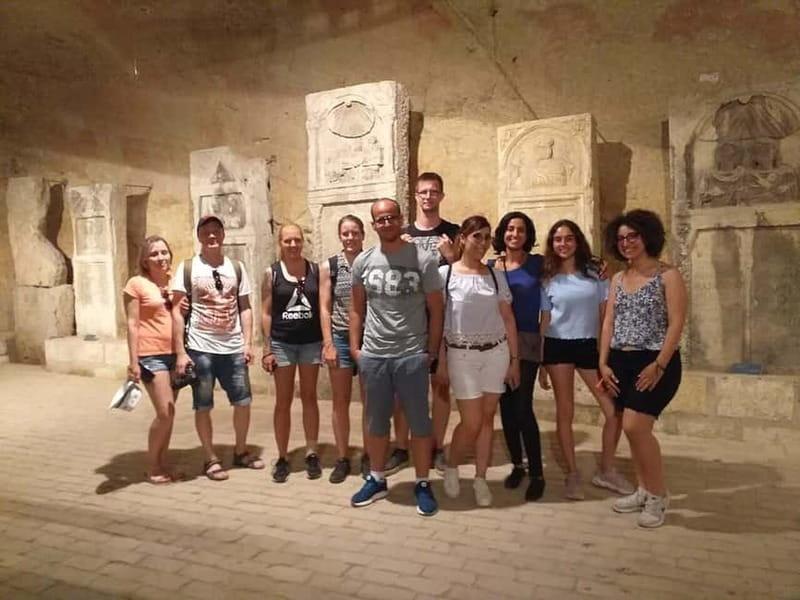 Belgrade: Underground Tour with Glass of Wine - Barutana and the Roman stone collection