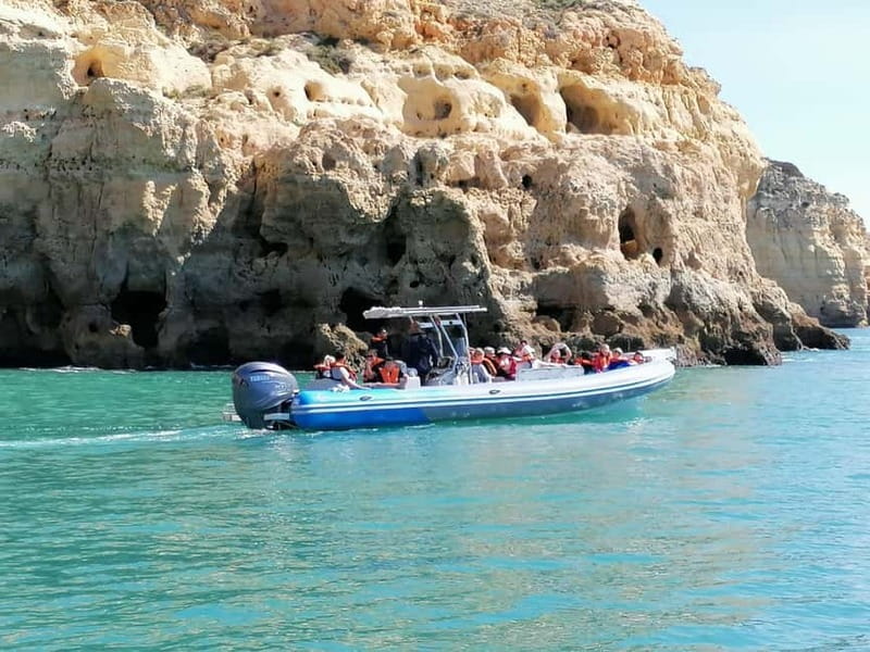 Benagil Caves Full Circuit Happy Hour - The caves and cliffs between Portimão and Benagil