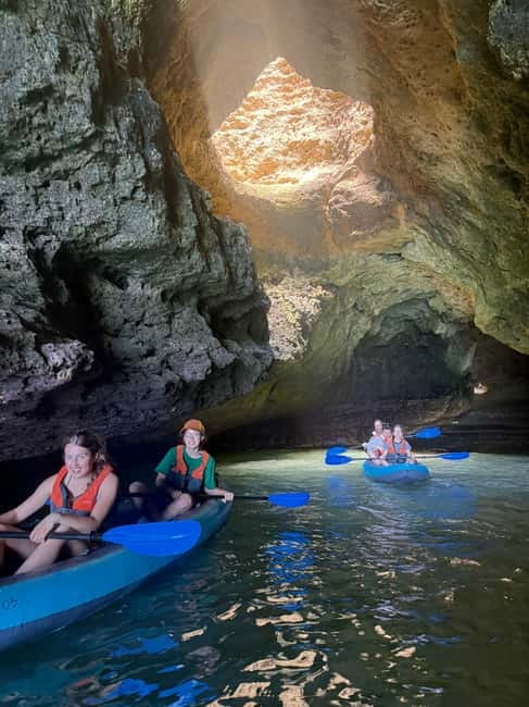 Benagil: Guided Kayak Tour inside caves and Praia da Marinha - Guides, group mood, and safety