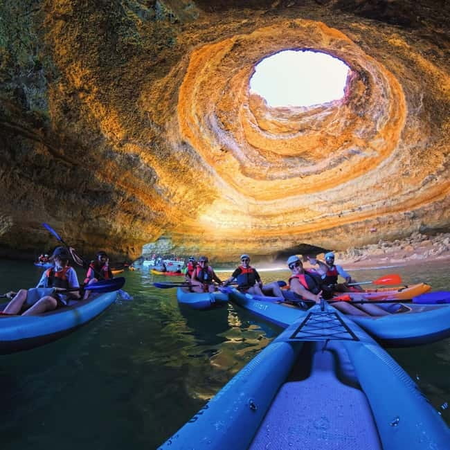 Benagil: Guided Kayak Tour inside caves and Praia da Marinha - Meeting at O Litoral and getting to the beach