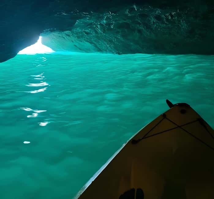 Benagil: Kayak Tour to Benagil Caves – Small Group - The guides and the feel of the tour