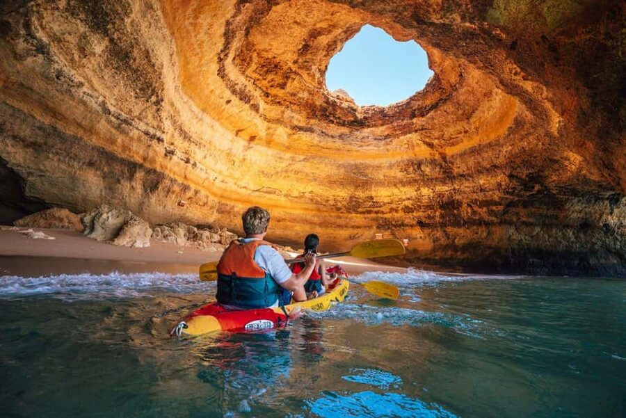 Benagil: Kayaking Tour to the Benagil Cave (Free Shower) - Key points to know before you paddle