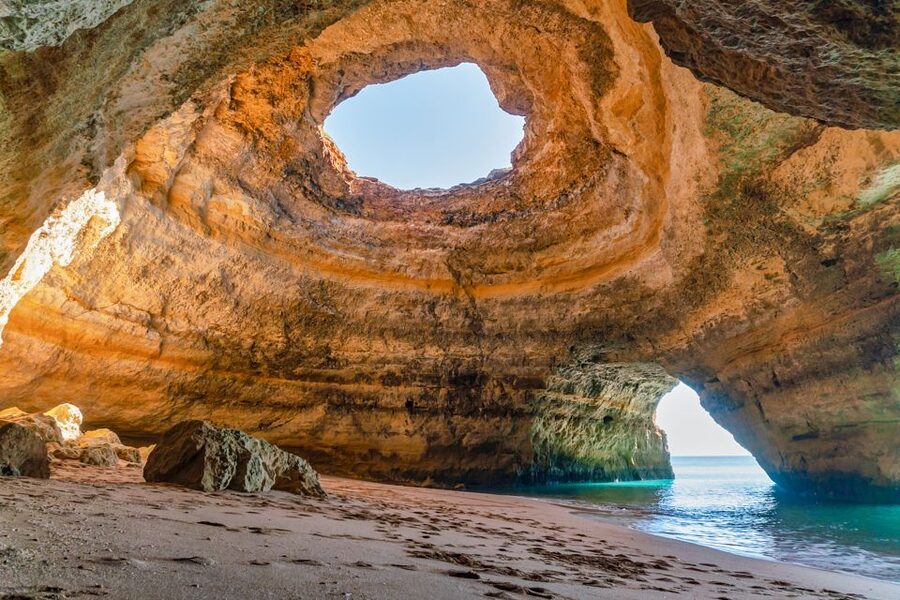 Benagil: Kayaking Tour to the Benagil Cave (Free Shower) - Group size, guides, and the crowd factor