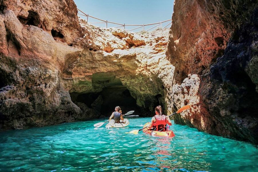 Benagil: Kayaking Tour to the Benagil Cave (Free Shower) - Praia da Marinha and Praia da Mesquita