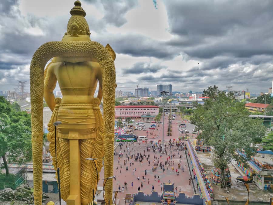 Best of Kuala Lumpur Tour with KL Tower & Batu Caves - What the private guide adds