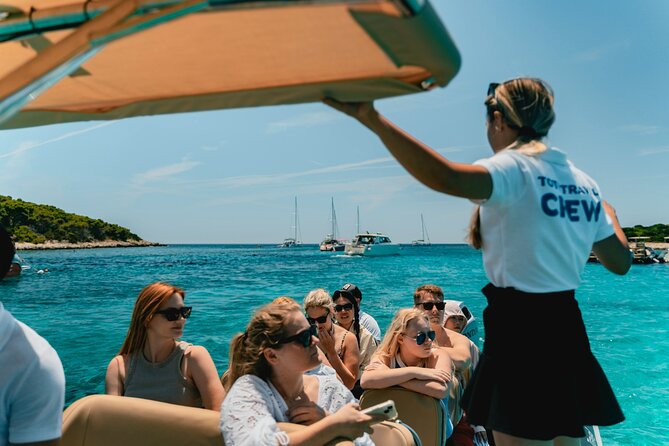 Blue Cave & 6 Islands Speedboat Tour From Split or Podstrana - The Blue Lagoon View and Pakleni Islands