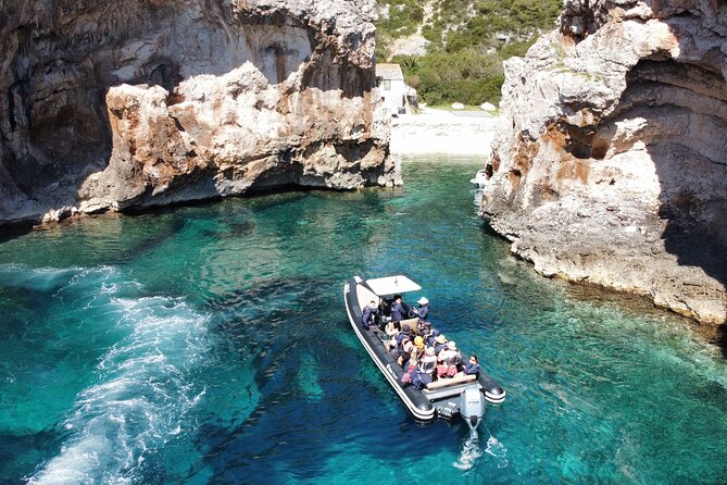 Blue Cave & 6 Islands Speedboat Tour From Split or Podstrana - The Boat Ride Is the Main Comfort Question
