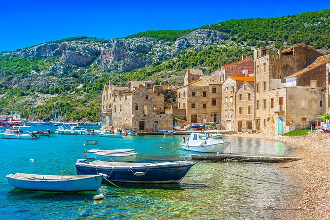 Blue Cave and Hvar Boat Tour: Small-Group from Split or Brac - Entering the Blue Cave on Bisevo