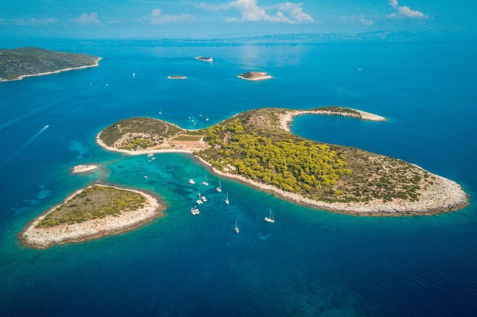 Blue Cave and Hvar Tour - 5 Islands Tour from Split and Trogir - Hvar is the grand finale, with three hours to use well