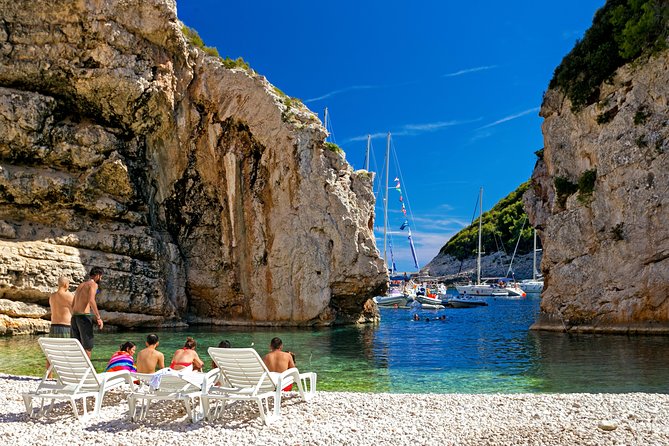 Blue Cave and Pakleni Islands group Tour from Hvar - Boat comfort, group size, and sea conditions