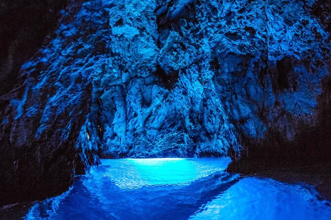 Blue cave group tour with swimming and snorkelling from Hvar - Why this Hvar boat trip covers so much ground