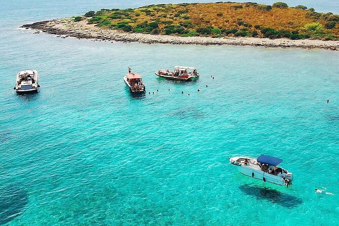 Blue cave group tour with swimming and snorkelling from Hvar - Swimming in the Green Cave