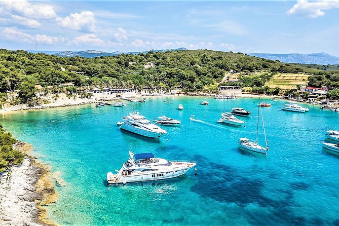 Blue cave group tour with swimming and snorkelling from Hvar - Budikovac Blue Lagoon for clear water
