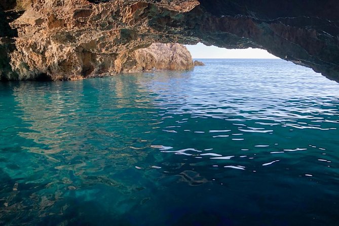 Blue Cave & Lady of the Rocks 3 hrs private tour (up to 5 pax) - Prčanj and the quiet side of Kotor Bay