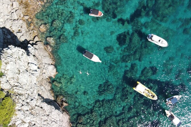 Blue & Green cave,Šunj beach - with drinks small group speedboat - Snorkeling gear and safety points to clarify