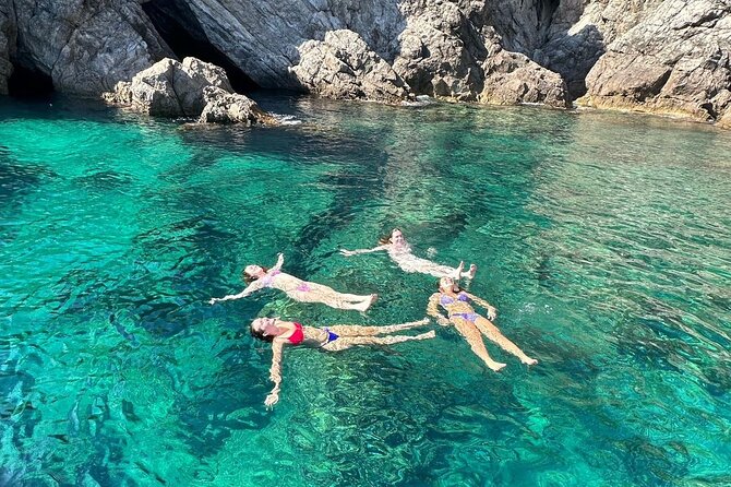 Blue & Green cave,Šunj beach - with drinks small group speedboat - Šunj Beach gives the trip a different rhythm