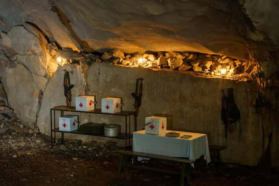 Boat Ride Phong Nha Cave & Vietnam’s Historic Command Cave - Lunch with Quang Binh flavors