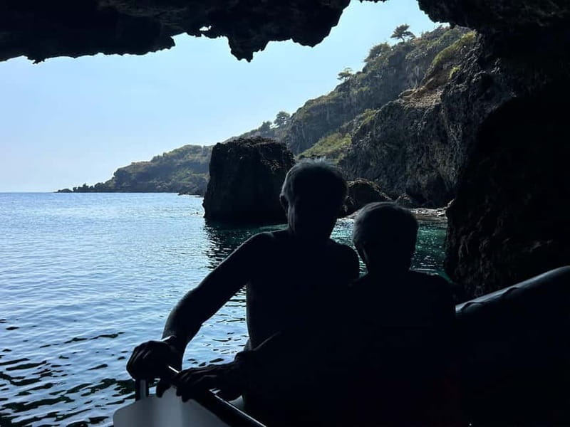 Boat Tour: Island hopping by dinghy with cave visits and snorkeling - What to pack and what to leave behind