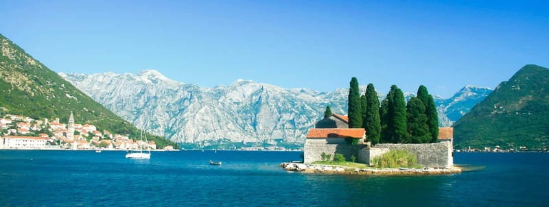 Bokokotor Bay, Blue Cave and panorama of Mamula - Should you book the Kotor Bay speedboat trip?