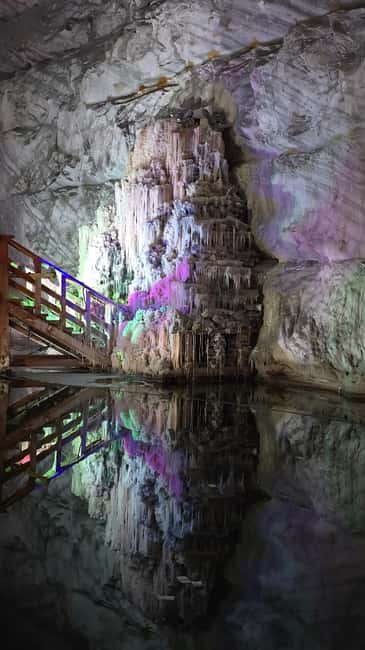 Bucharest Day Trip: Slanic Salt Mine & Tomb of Dracula - Key points at a glance